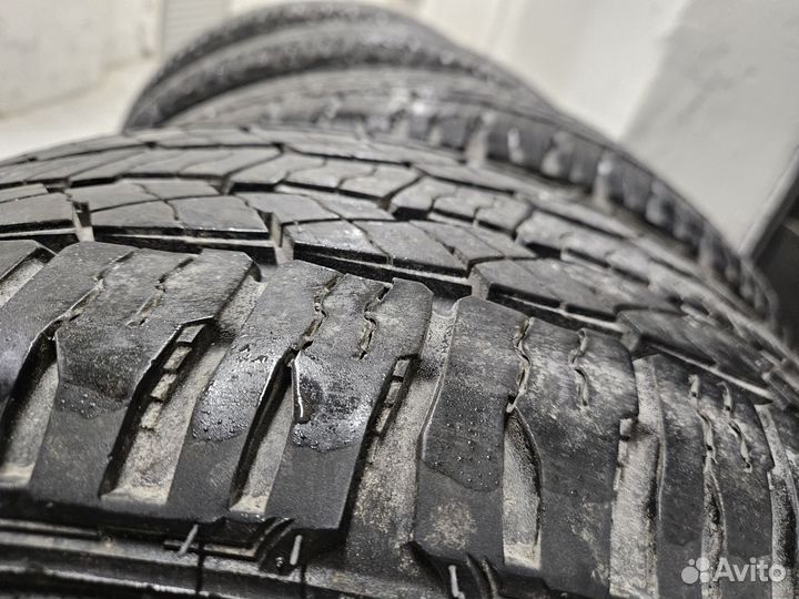 Roadstone Roadian A/T RA7 265/50 R20 111T