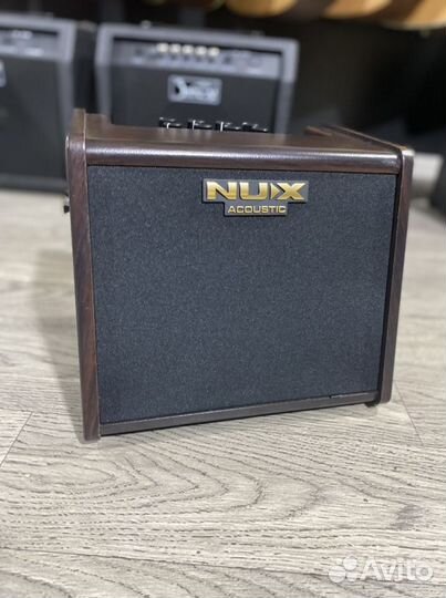 Nux ac-25 акустический усилитель с драм-машиной