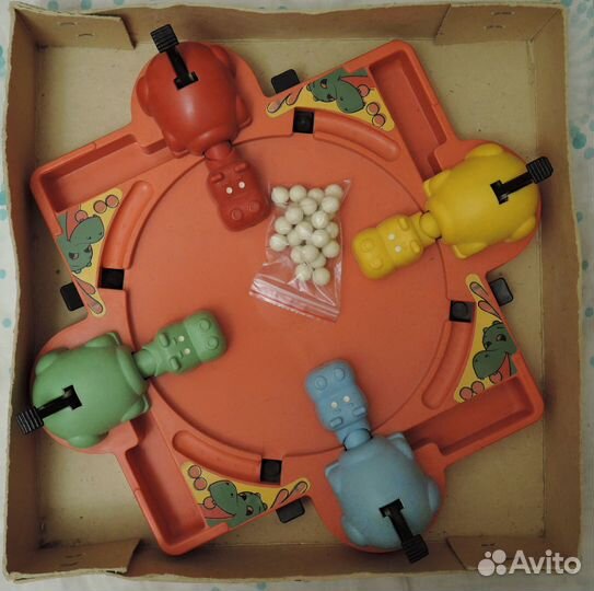 Игра настольная. Кто Быстрее Бегемотики. СССР