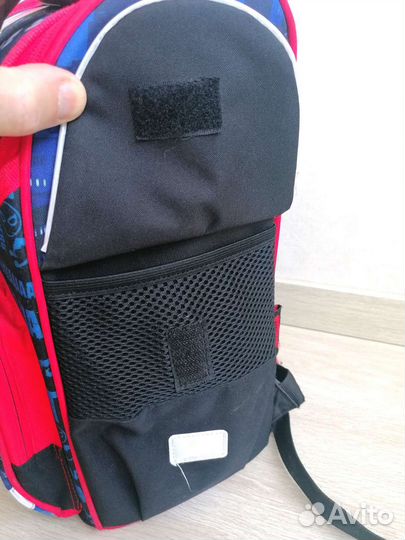 Школьный рюкзак