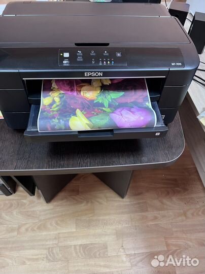 Цветной струйный принтер