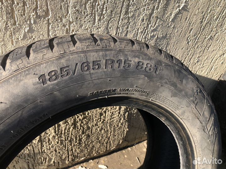 Kumho 792 185/65 R15