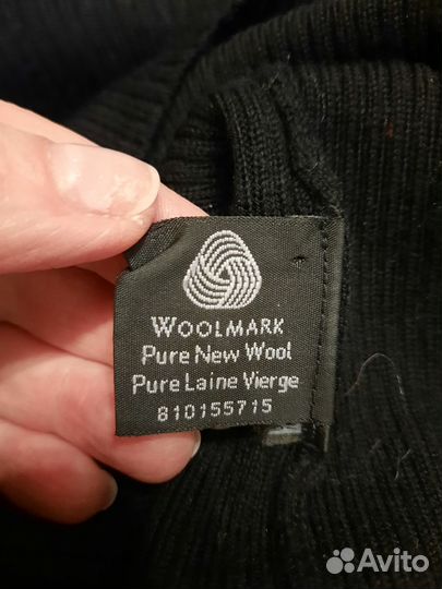 Свитер женский