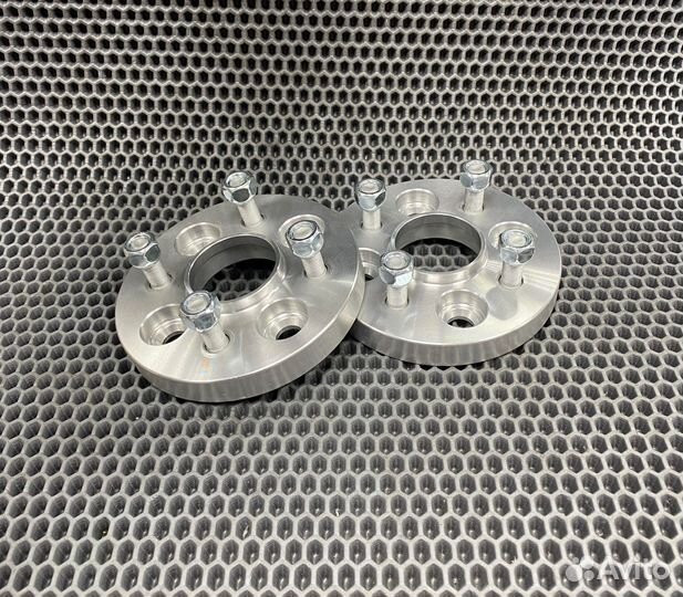 Проставки колесные 2шт 4х98 20мм цо 58.6 Ваз Лада