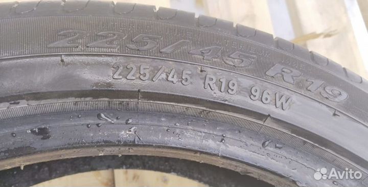 Pirelli Scorpion 225/45 R19 96W