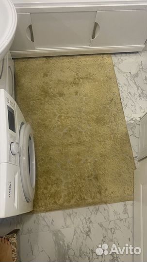 Ковер из вискозы