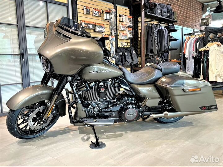 Harley-Davidson CVO Street Glide 2021