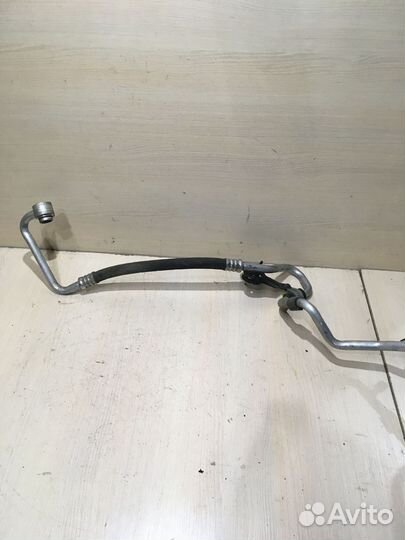 Трубка кондиционера Фольксваген пассат Б7 1.8I