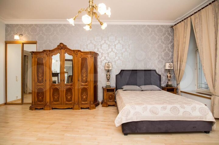 2-к. квартира, 90 м², 2/5 эт.