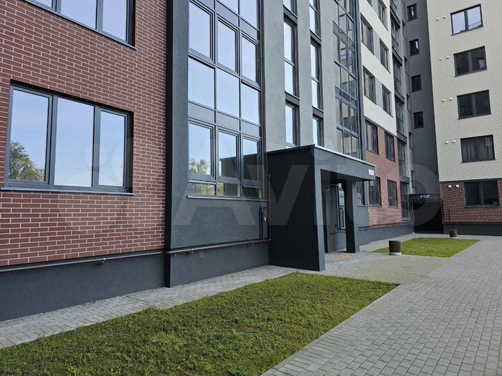 1-к. квартира, 52,4 м², 1/9 эт.