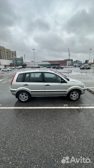 Ford Fusion 1.6 МТ, 2005, 337 000 км