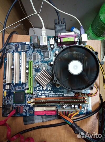 Материнская плата GA-8i865GME-775-RH + проц+озу