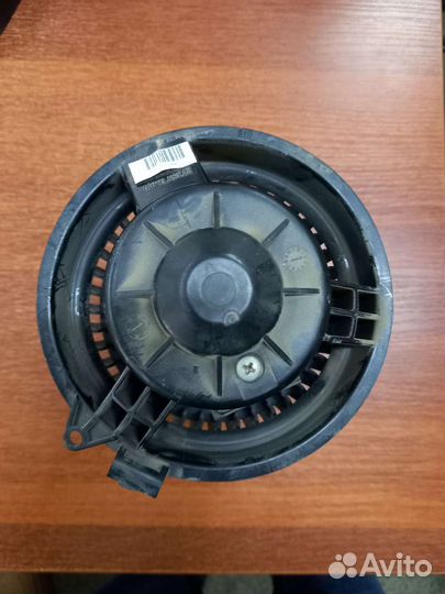 Мотор отопителя F15E Nissan Juke