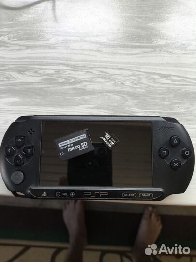 Sony psp e 1008