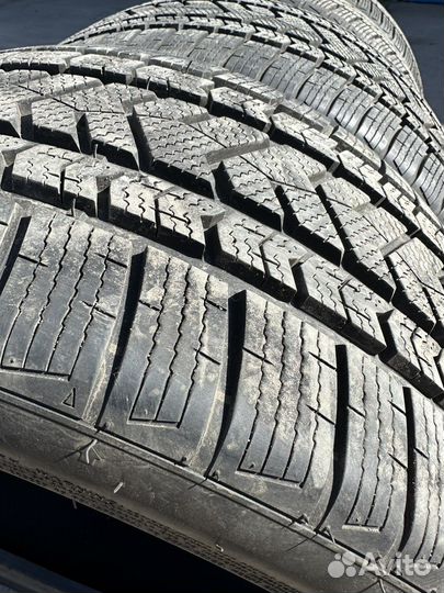 Tourador Winter Pro TSU1 245/40 R20 и 275/35 R20
