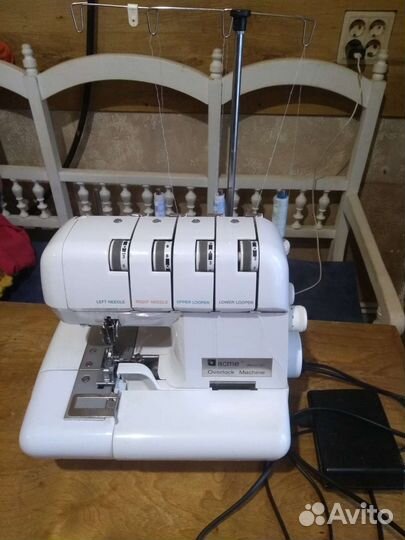 Оверлок 4х ниточный acme 300