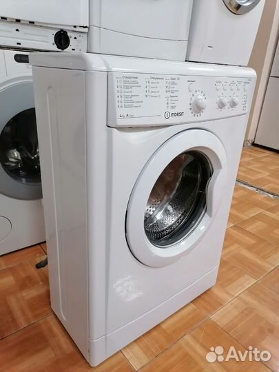 Стиральная машина Indesit 4kg узкая с гарантией