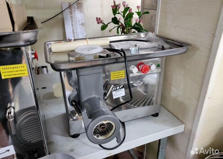 Мясорубка мим 300М новый на 220В