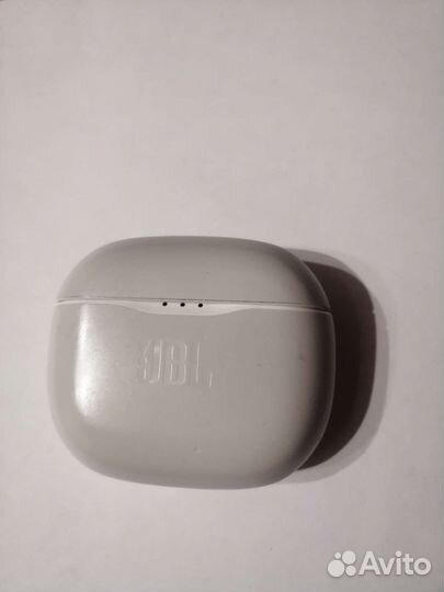 Беспроводные наушники jbl