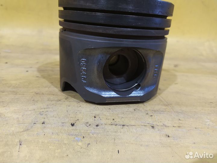 Поршень Toyota Hilux Тойота хайлюкс 05-15 3,0 TDi