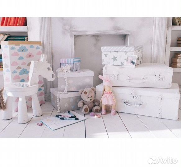 Подарочная коробка