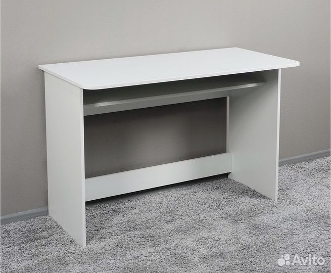 Письменный стол белый