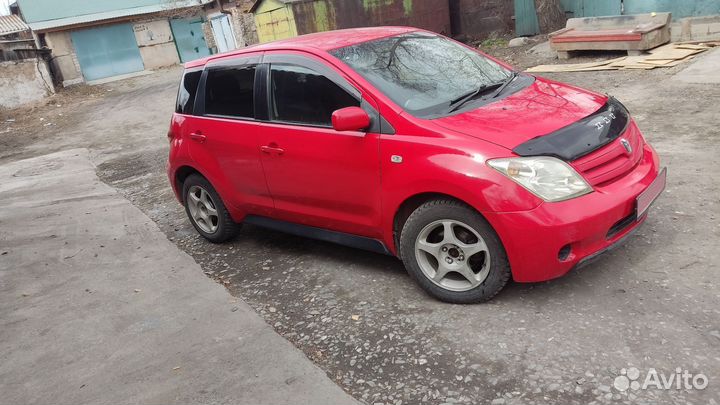 Toyota Ist 1.3 AT, 2003, 224 000 км