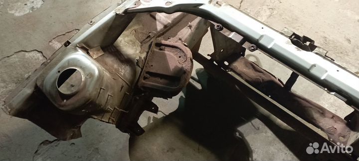 Передняя часть 2110