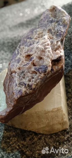 Камни и минералы коллекция