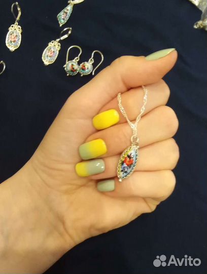 Кулоны эмаль