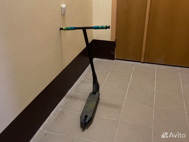 Трюковой самокат