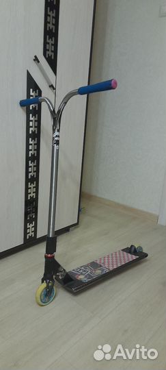 Трюковой самокат кастом стрит