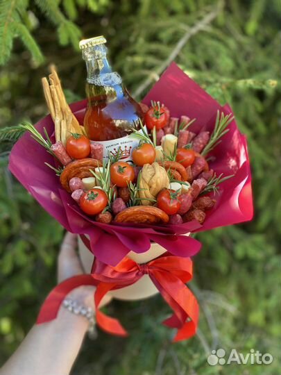 Подарочные боксы, вкусные букеты