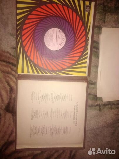 Певцы и певицы на виниле. Пластинки