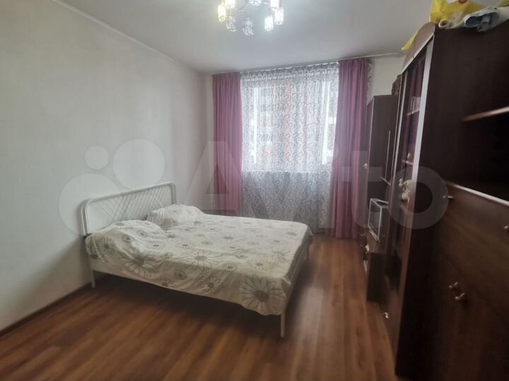 2-к. квартира, 65 м², 9/25 эт.