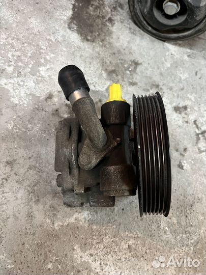 Насос Гидроусилитель mazda 3 bk 1.6