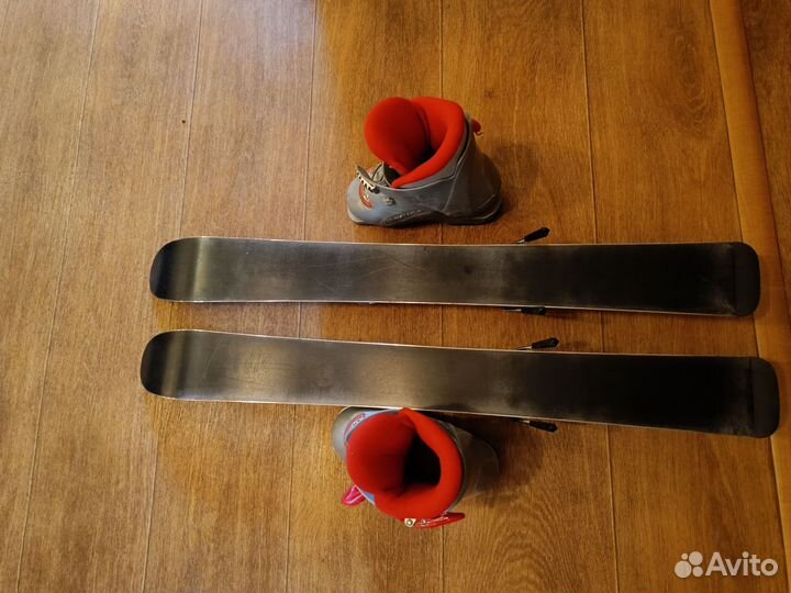 Детский горнолыжный комплект