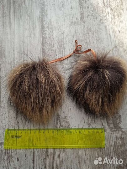 Меховые помпоны