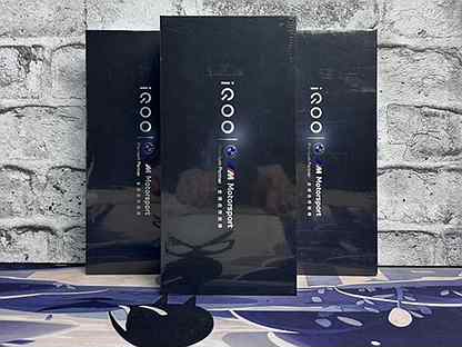 vivo iQOO 12, 16/512 ГБ