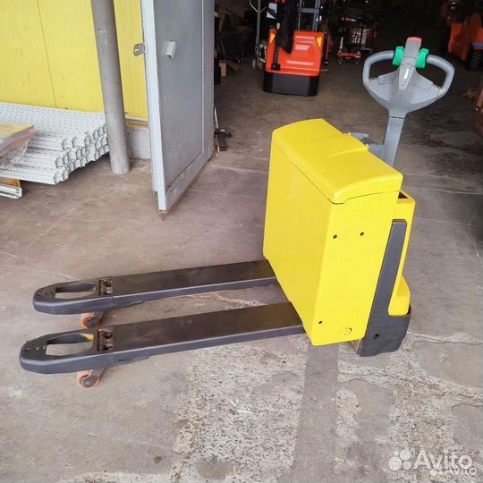 Самоходная тележка Jungheinrich EJE 116 б/у