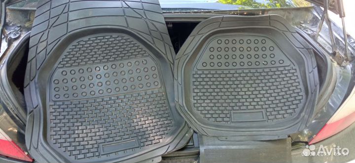 Автомобильные коврики резиновые