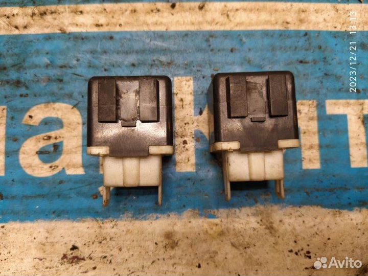 Реле Mazda 323 94-98