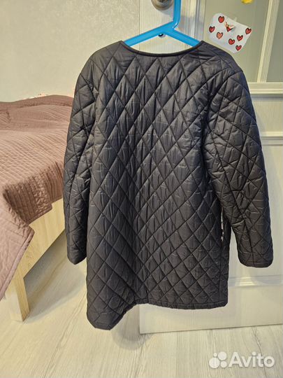 Продам куртку для девочки