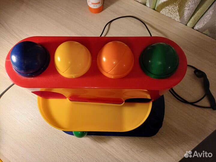 Стучалка двухъярусная 4 шарика + молоточек