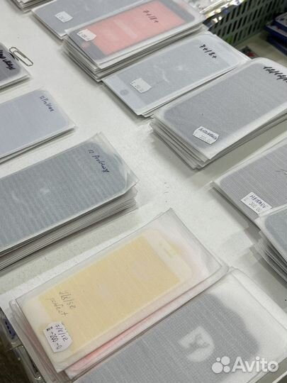 Чехлы на iPhone и аксессуары
