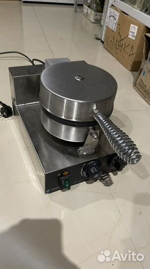 Вафельница hurakan