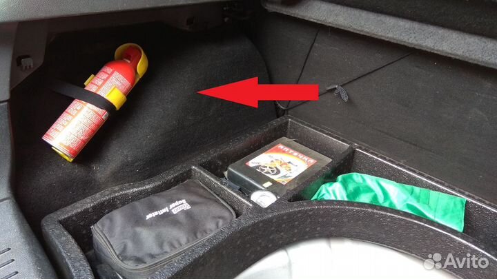 Продам часть багажного отделения Ford Focus 2 хетч