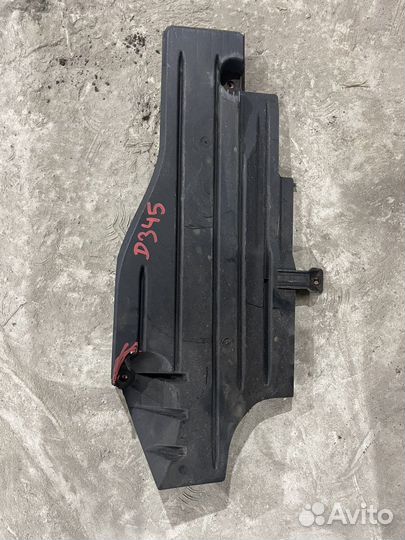 Защита антигравийная задняя левая ford focus 3