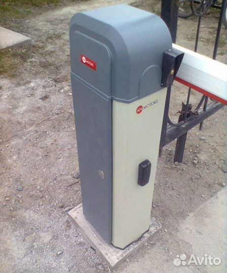 Шлагбаум AN-Motors ASB6000 c прямоугольной стрелой
