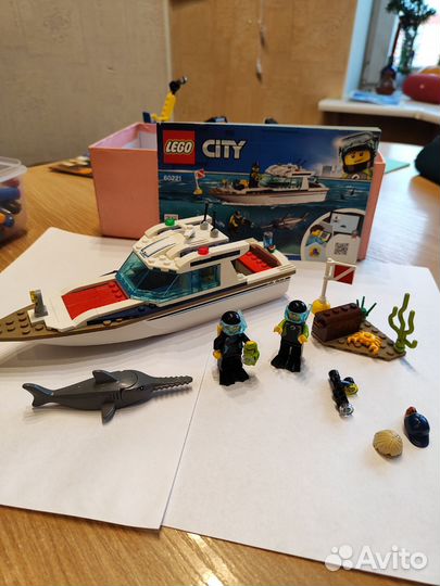 Lego City 60221 лодка дайвинг